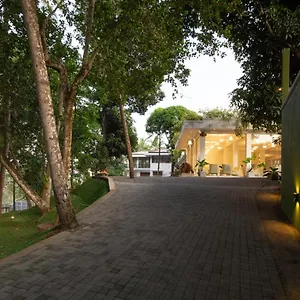 Hotel Waters Spring, Kandy