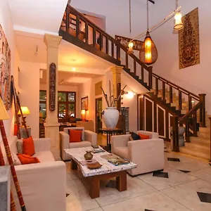 Hotel Gangula, Kandy