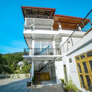 Hotel Oyo 555 Dasuni, Kandy